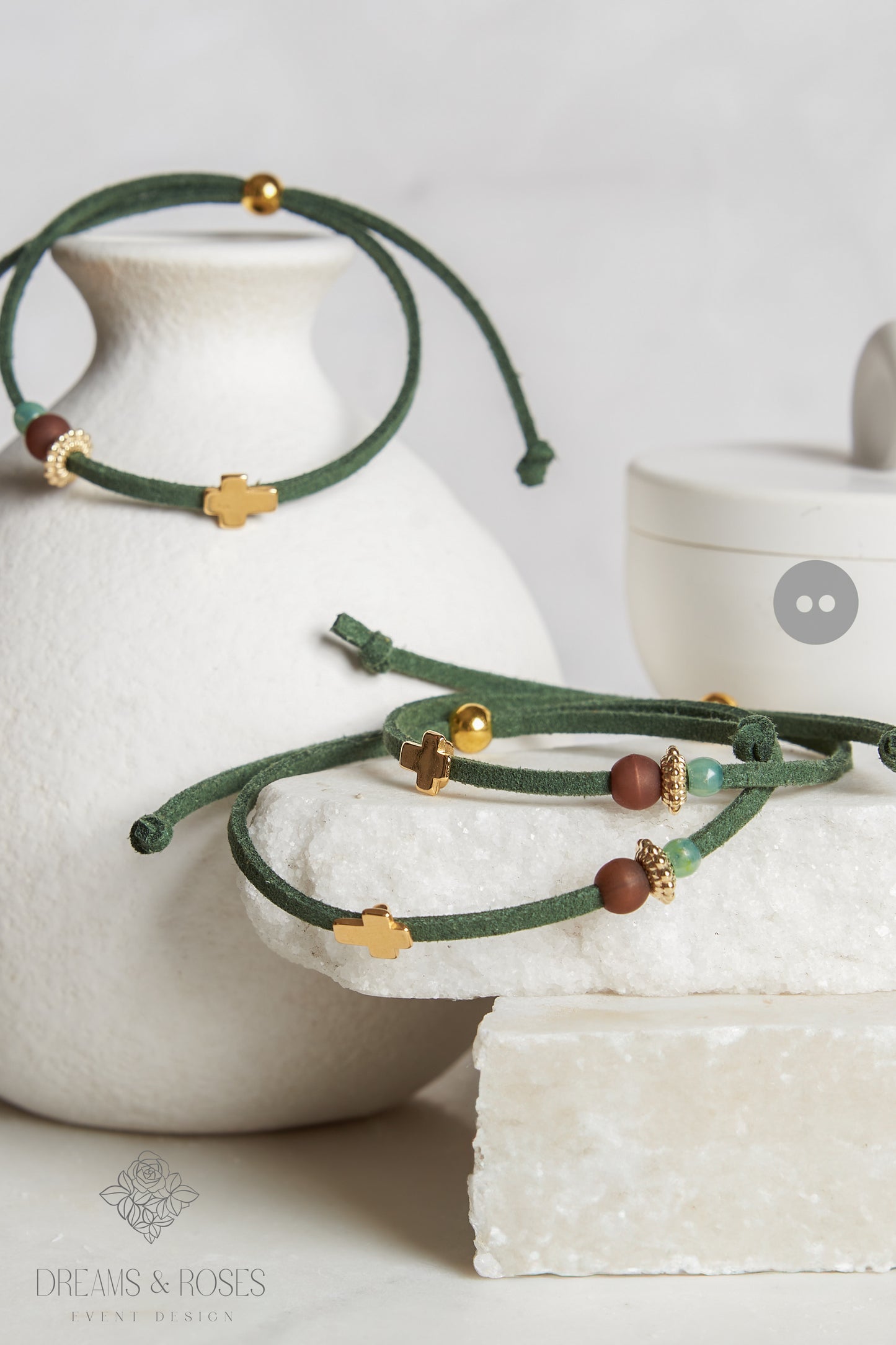 Μαρτυρικό βραχιόλι B-48
